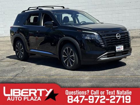 New 2026 Nissan Pathfinder Platinum AWD/4WD image 1