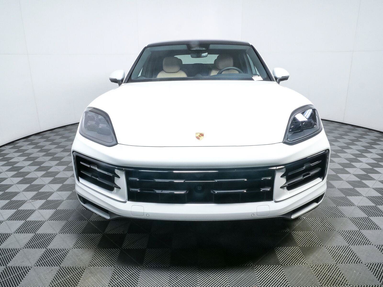 New 2026 Porsche Cayenne Coupe AWD/4WD image 37