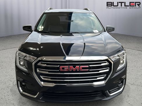 Used 2024 GMC Terrain SLT image 7