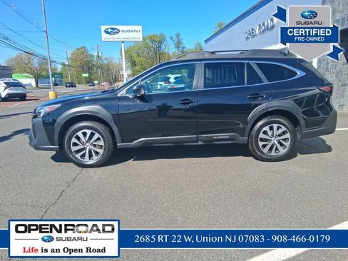 Used 2024 Subaru Outback Premium AWD/4WD image 4