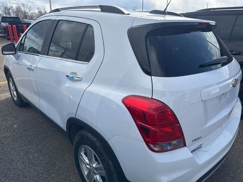 Used 2017 Chevrolet Trax LT w/ LT Convenience Package image 22
