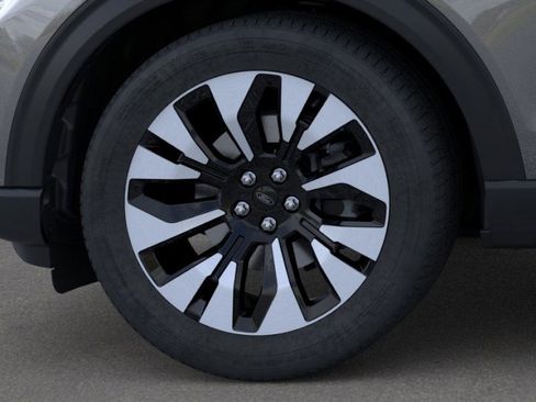 New 2026 Ford Explorer Platinum w/ LUX Leather Package image 22