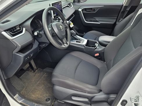 Certified 2023 Toyota RAV4 LE AWD/4WD image 12