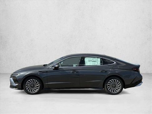 New 2026 Hyundai Sonata Limited image 9