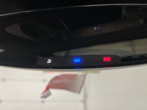 Used 2017 Chevrolet Camaro LT image 27