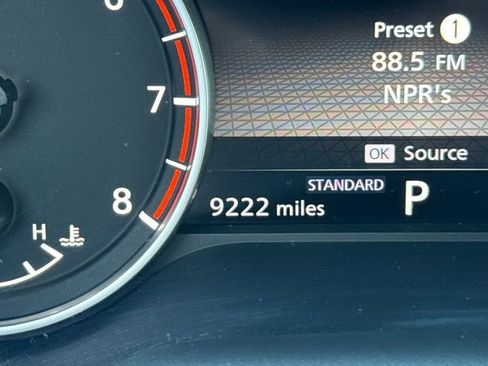 Used 2023 Nissan Rogue SV w/ SV Premium B Package image 23