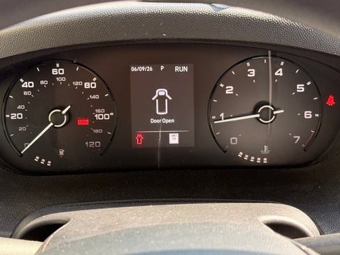 Used 2023 RAM ProMaster 2500 FWD image 12