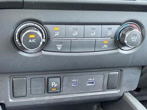 Used 2023 Nissan Frontier S w/ Technology Package RWD image 18