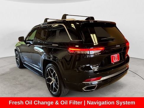 Used 2023 Jeep Grand Cherokee Summit AWD/4WD image 3