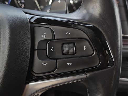 Used 2024 Buick Enclave Premium image 15