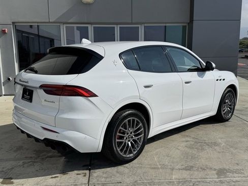 Certified 2023 Maserati Grecale GT image 8