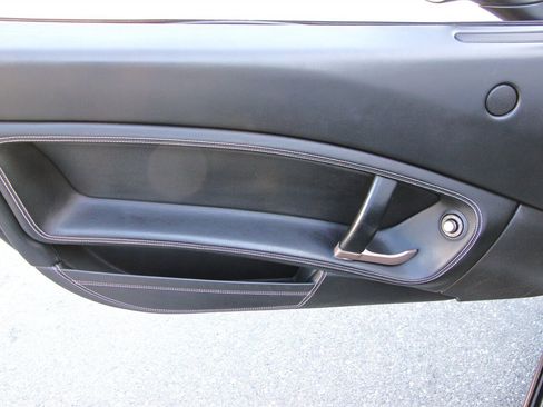 Used 2014 Ferrari California image 23