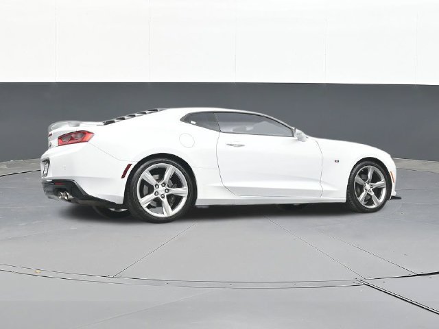 Used 2017 Chevrolet Camaro SS RWD image 48