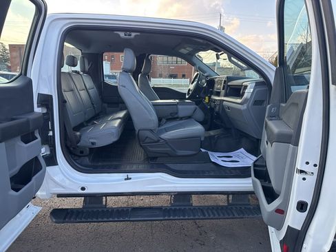 Certified 2023 Ford F350 XL w/ Snow Plow Prep Package image 26
