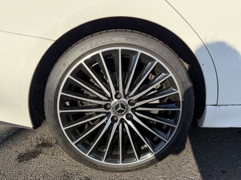 Used 2022 Mercedes-Benz C 300 4MATIC Sedan image 9