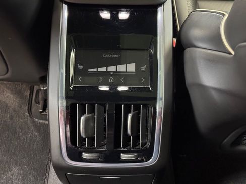Used 2022 Volvo S90 B6 R-Design w/ Advanced Package image 19