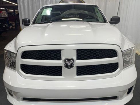Used 2019 RAM 1500 Express w/ Express Value Package AWD/4WD image 2