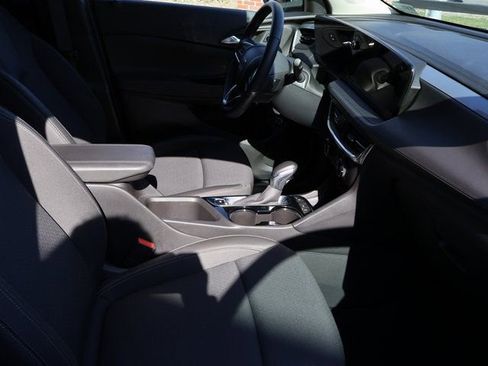 Certified 2024 Buick Encore GX Preferred FWD image 12