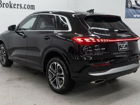 Used 2025 Audi Q5 Premium AWD/4WD image 6