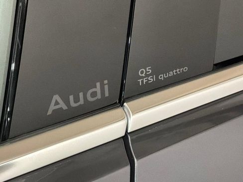 Used 2025 Audi Q5 Premium w/ Premium Plus AWD/4WD image 24