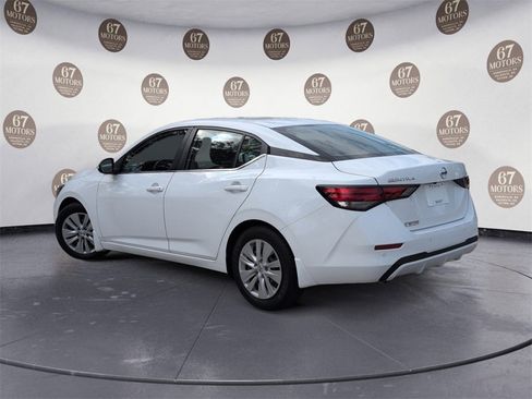 Used 2023 Nissan Sentra S image 9