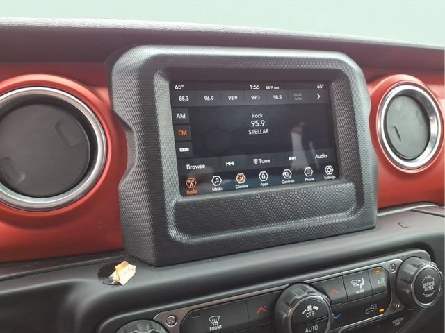 Used 2021 Jeep Wrangler Unlimited Rubicon AWD/4WD image 26