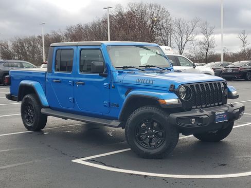 Used 2022 Jeep Gladiator Willys image 31