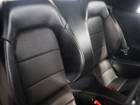Used 2020 Ford Mustang Premium image 12