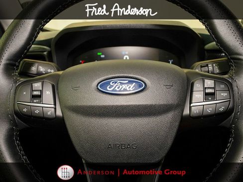 Used 2025 Ford Maverick XLT FWD image 17