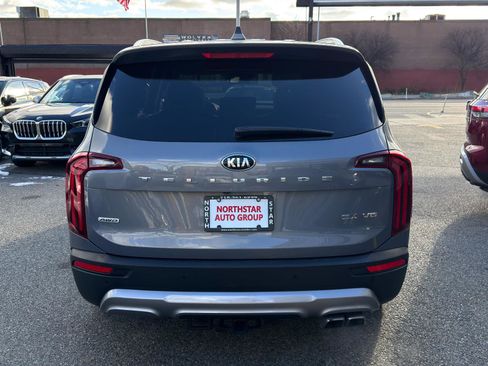 Used 2020 Kia Telluride EX w/ EX Premium Package image 5