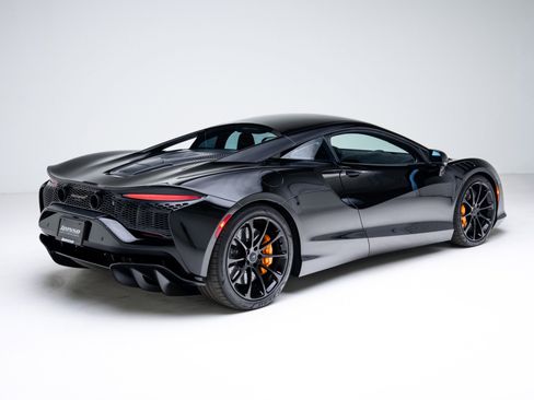 Used 2026 McLaren Artura image 44