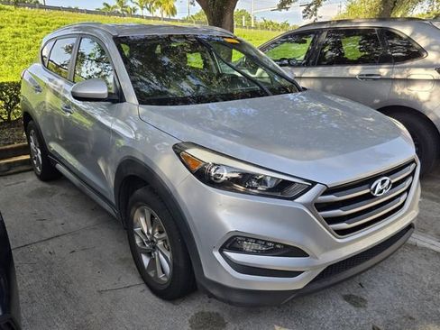 Used 2018 Hyundai Tucson SEL FWD image 3
