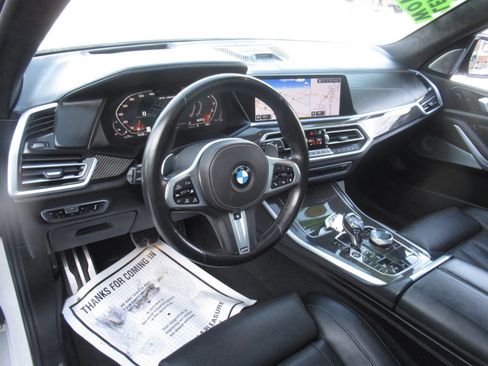 Used 2021 BMW X5 M50i w/ Executive Package image 30