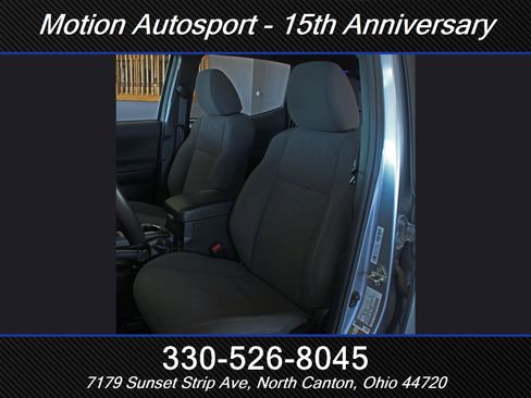 Used 2019 Toyota Tacoma TRD Off-Road image 29