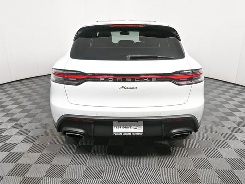 Certified 2025 Porsche Macan image 29