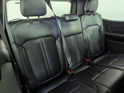 Used 2024 Jeep Wagoneer Series II image 29