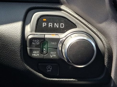 Used 2025 RAM 1500 Big Horn AWD/4WD image 14