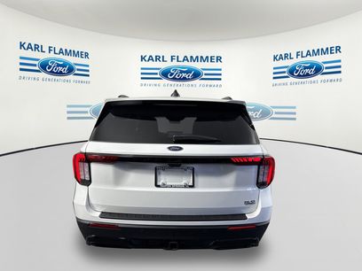 New 2026 Ford Explorer ST-Line w/ ST-Line Street Pack