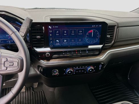 Used 2024 GMC Sierra 1500 Elevation image 26