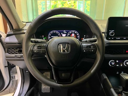 Used 2023 Honda Accord LX image 18