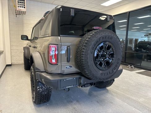 Certified 2025 Ford Bronco Badlands image 47