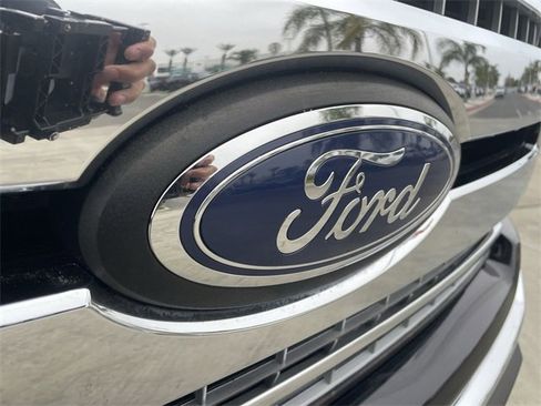 Used 2018 Ford F150 XLT w/ Equipment Group 302A Luxury image 29