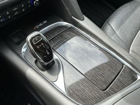 Used 2020 Buick Enclave Avenir w/ Avenir Technology Package AWD/4WD image 29