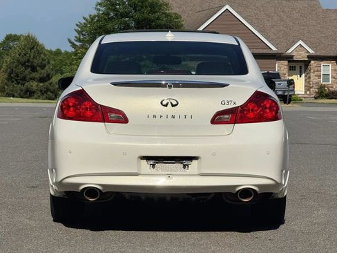 Used 2010 INFINITI G37 x Sedan w/ Premium Pkg AWD/4WD image 7