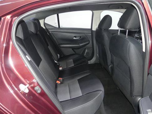 Used 2021 Nissan Sentra SV image 28