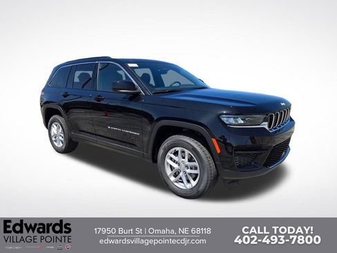 New 2026 Jeep Grand Cherokee Laredo X AWD/4WD image 1
