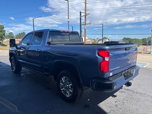 Used 2024 Chevrolet Silverado 2500 High Country w/ Technology Package AWD/4WD image 6