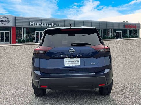 Certified 2026 Nissan Rogue SV AWD/4WD image 7