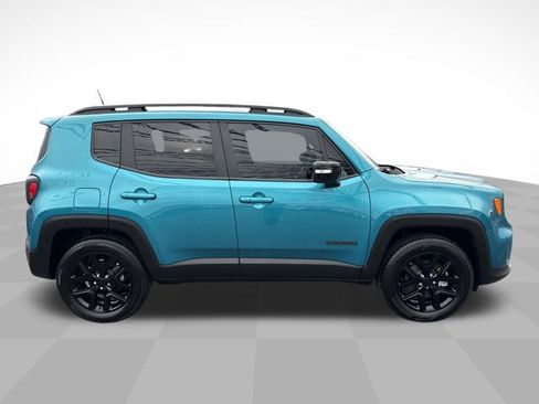 Used 2022 Jeep Renegade Altitude w/ Convenience Group image 4