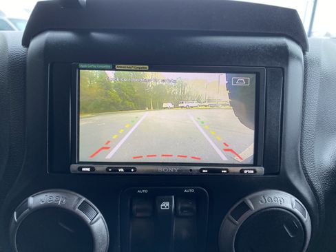 Used 2013 Jeep Wrangler Sport image 26